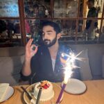 Rohit Suchanti Instagram - 27 years old hmmm😅❤️ Thank you everyone for making this birthday special ❤️ Love you all!!!!