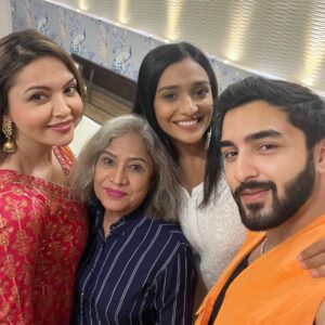 Rohit Suchanti Instagram - One family ❤️ Thank you for coming everyone 💫