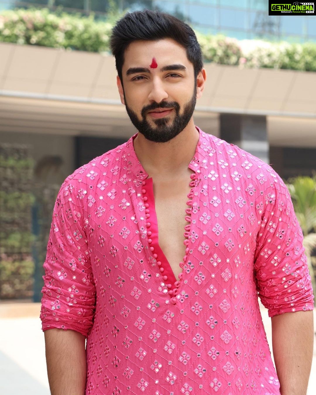 Rohit Suchanti - 71.9K Likes - Most Liked Instagram Photos