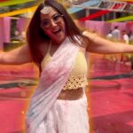 Roopal Tyagi Instagram - Happy Holi 🌈🧡💛💚💙❤️💜 Thank you @harshsoni13 @ashafred_ @niravpsoni @reyaanshvirchadha @rishinakandhari @khyaatikeswaniofficial @ektasd @raymon_kakar @ruchagujarathi24 @nausheenalisardar @asli_salmanshaikh for actually doing this with me 🥰 And thanks to everyone who patiently recorded this too 😂🥰 love you guys! #happyholi #holimashup #holi2023