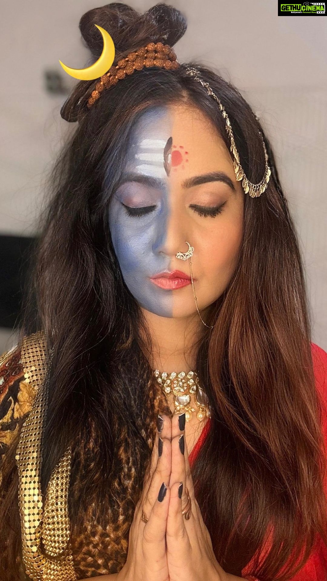 Roopal Tyagi Instagram - Tu hi Shiva, tujhme hi Shiva 👁️ #mahashivratri #harharmahadev #omnamahshivaya