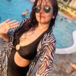 Roopal Tyagi Instagram - Summer is my favourite time! Period! 😄 🏊‍♀️ ☀️ 🥭 #waterbaby #swim #summervibes