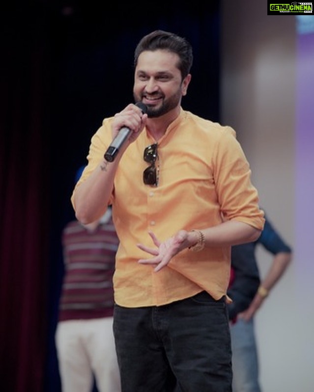 Roshan Prince Instagram - ਬੱਸ ਇਹੀ ਕਹਿਣਾ ਏ ਕਿ #JiWifeJi .. 24 Feb ਨੂੰ ਆ ਰਹੀ ਹੈ । ਭੁੱਲਿਓ ਨਾ ..!!!