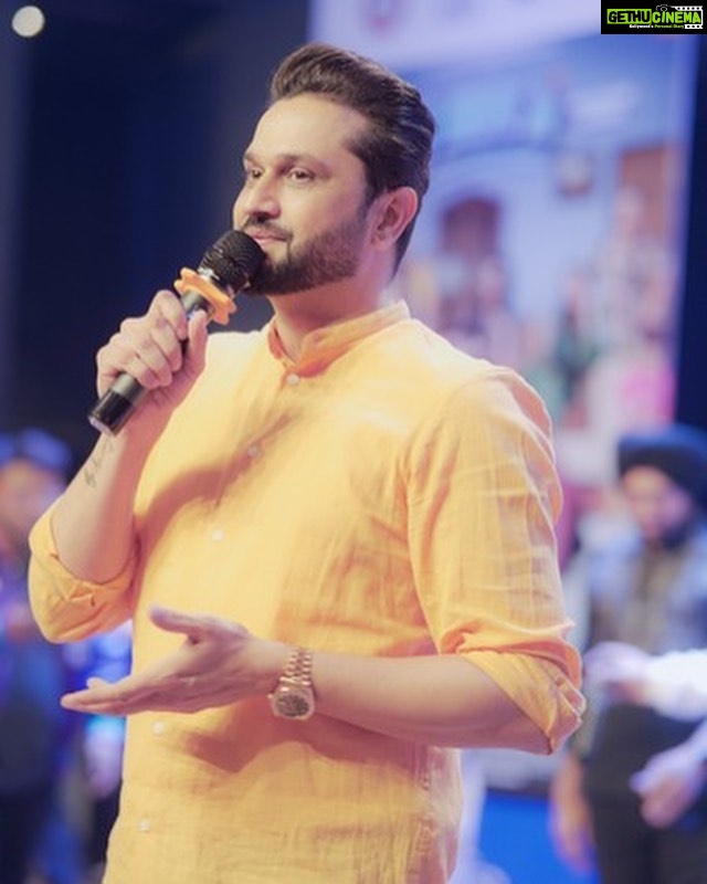 Roshan Prince Instagram - ਬੱਸ ਇਹੀ ਕਹਿਣਾ ਏ ਕਿ #JiWifeJi .. 24 Feb ਨੂੰ ਆ ਰਹੀ ਹੈ । ਭੁੱਲਿਓ ਨਾ ..!!!