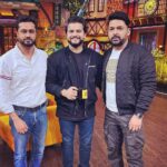 Roshan Prince Instagram – The Kapil Sharma Show ❤️ @kapilsharma @theroshanprince @sureshraina3 @deepak_chahar9 @kikusharda @sumonachakravarti #thekapilsharmashow #kapilshow #entertainment #indiancricketteam #comedy #kapilsharmashow