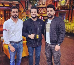 Roshan Prince Instagram - The Kapil Sharma Show ❤️ @kapilsharma @theroshanprince @sureshraina3 @deepak_chahar9 @kikusharda @sumonachakravarti #thekapilsharmashow #kapilshow #entertainment #indiancricketteam #comedy #kapilsharmashow