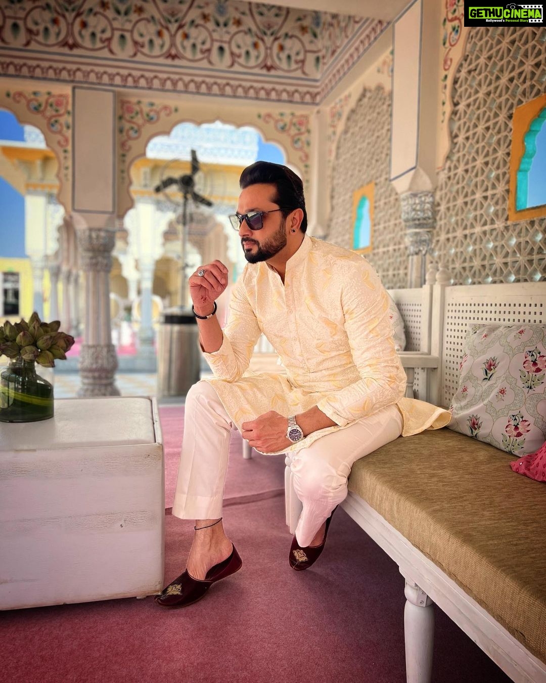 Roshan Prince - 1.9K Likes - Most Liked Instagram Photos