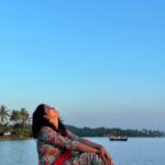 Roshini Haripriyan Instagram - Be your own kind of beautiful ♥️ #selfportrait #roshniharipriyan Chennai, India