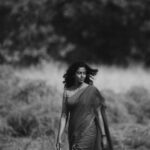 Roshini Haripriyan Instagram - ஆயிரம் வண்ணங்கள் ✨ Photography @lettersbyanandganand #roshniharipriyan #color Chennai, India