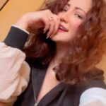 Roshmi Banik Instagram - lil bit …. ☺️ #roshmibanik #love #live #laugh #trendingreels