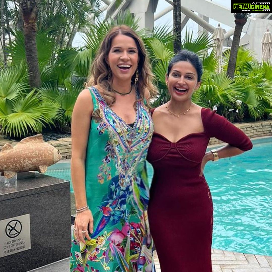 Rubina Bajwa Instagram - Beautiful Day 🌹 The Grill at Grand Hyatt Hong Kong