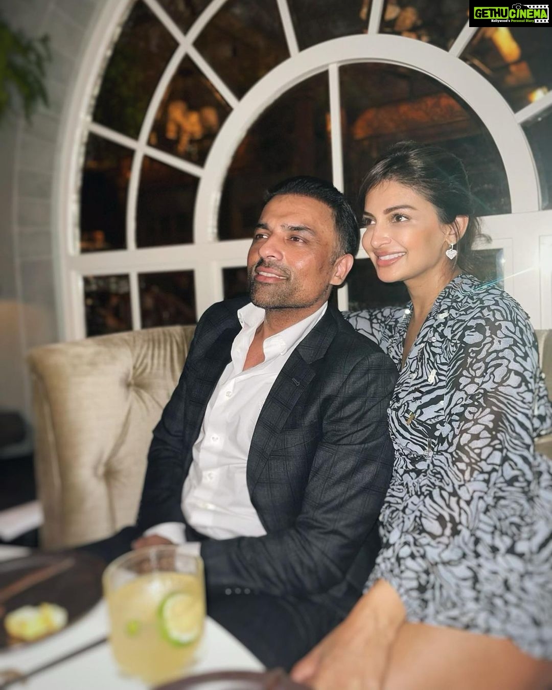 Rubina Bajwa Instagram - Peets ( @peetumelwani )Bday #throwback πΊπ½