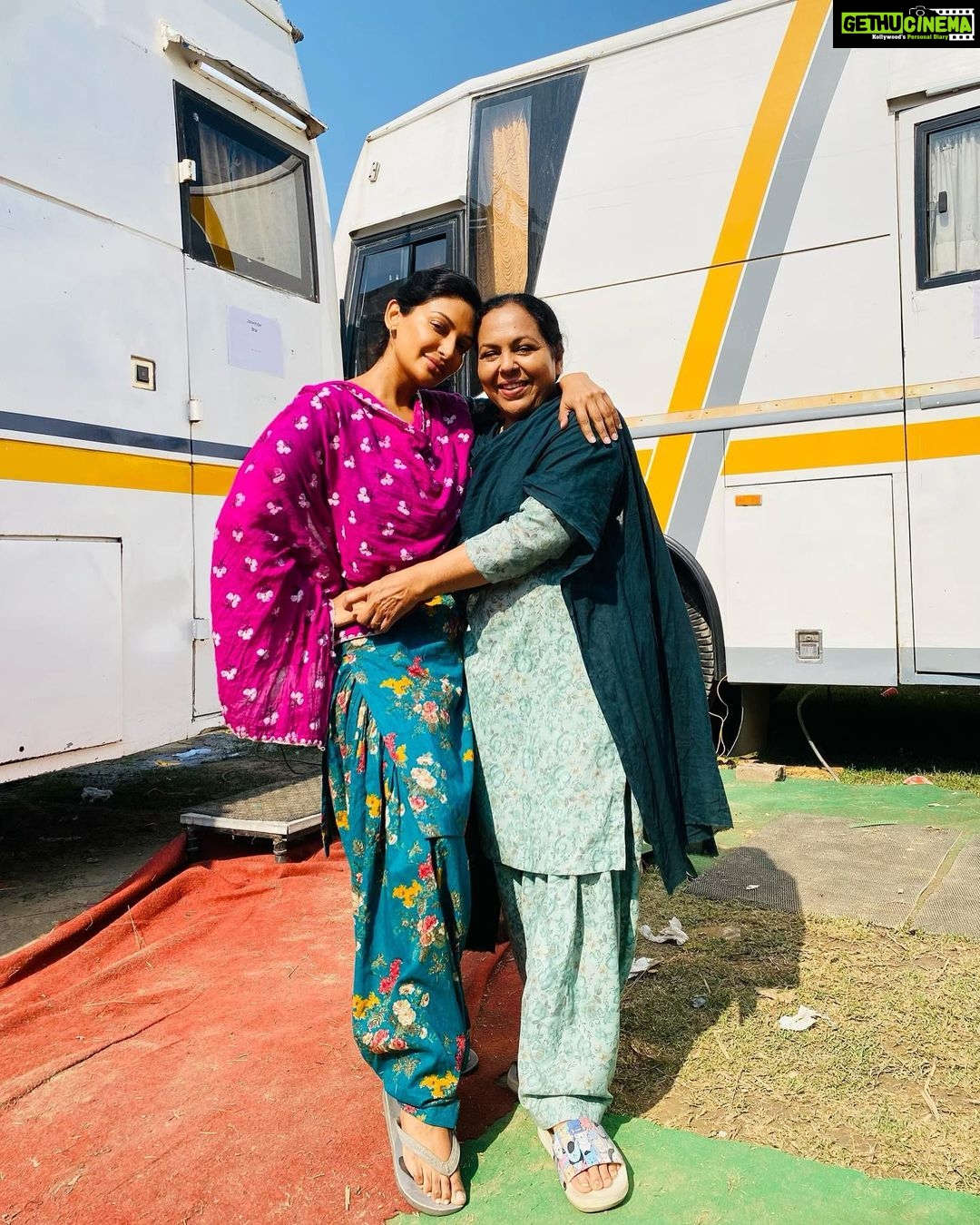 Rubina Bajwa Instagram - Happy Birthday to an amazing woman 🎂 @iseemakaushal mam 🫖 cha da time ho gaya ? 😂 Punjab