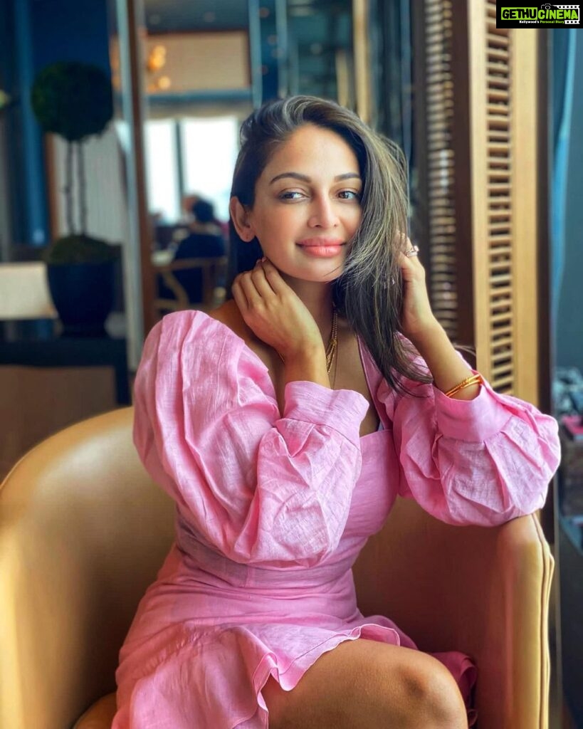 Rubina Bajwa Instagram - My favourite colour is pink…