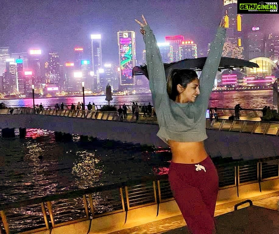 Rubina Bajwa Instagram - A look in somebody's eyes To light up the skies