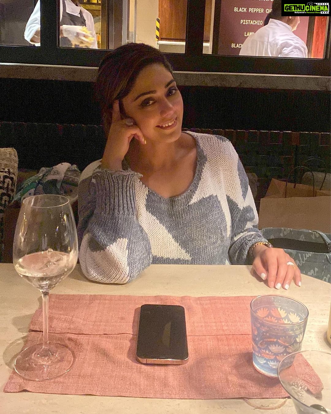 Rubina Bajwa Instagram - @natalia_melwani food , convos and fun CHAAT