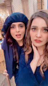 Ruhi Chaturvedi Instagram - Hello baby 👶 
Kaise hainnnnnnnn???????
😅😅😝😝😝❤️❤️❤️

Mutki aka chutki @ruhiiiiiiiiii