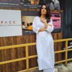 Ruhi Chaturvedi Instagram - रंग भरे बादल से तेरे नैनों के काजल से  मैने इस दिल पे लिख दिया तेरा नाम चाँदनी चाँदनी 🤍 . . . Wearing @labeljiyani Make up @r_aj11111 Hair @sanabharsakal . . . #desihumai #loveistheonlyfilter #lovelovelove