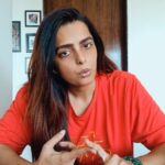 Ruhi Chaturvedi Instagram - Kal Se Kartai Hai 😬😬😬😬 . Sacchi kahani 🙈🙈🙈🙈 . . . Mummy nahi , Papa accha accha khaana khilaatai hai 🤪 . . . #onceafoodiealwaysafoodie😋 . . . Who all can relate ???? Comment karo aur dosto ko tag karo