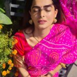 Ruhi Chaturvedi Instagram - Dil Mei pyaar hai isse tarhaa unke lie ki soye toh sapne unke aur Jage tho khayal unke 💝 . . . . Styled by :- @seam_stress_by_rajludhwani Outfit by:- @nangaliaruchira . . . #gulaboo #jaipurdiaries