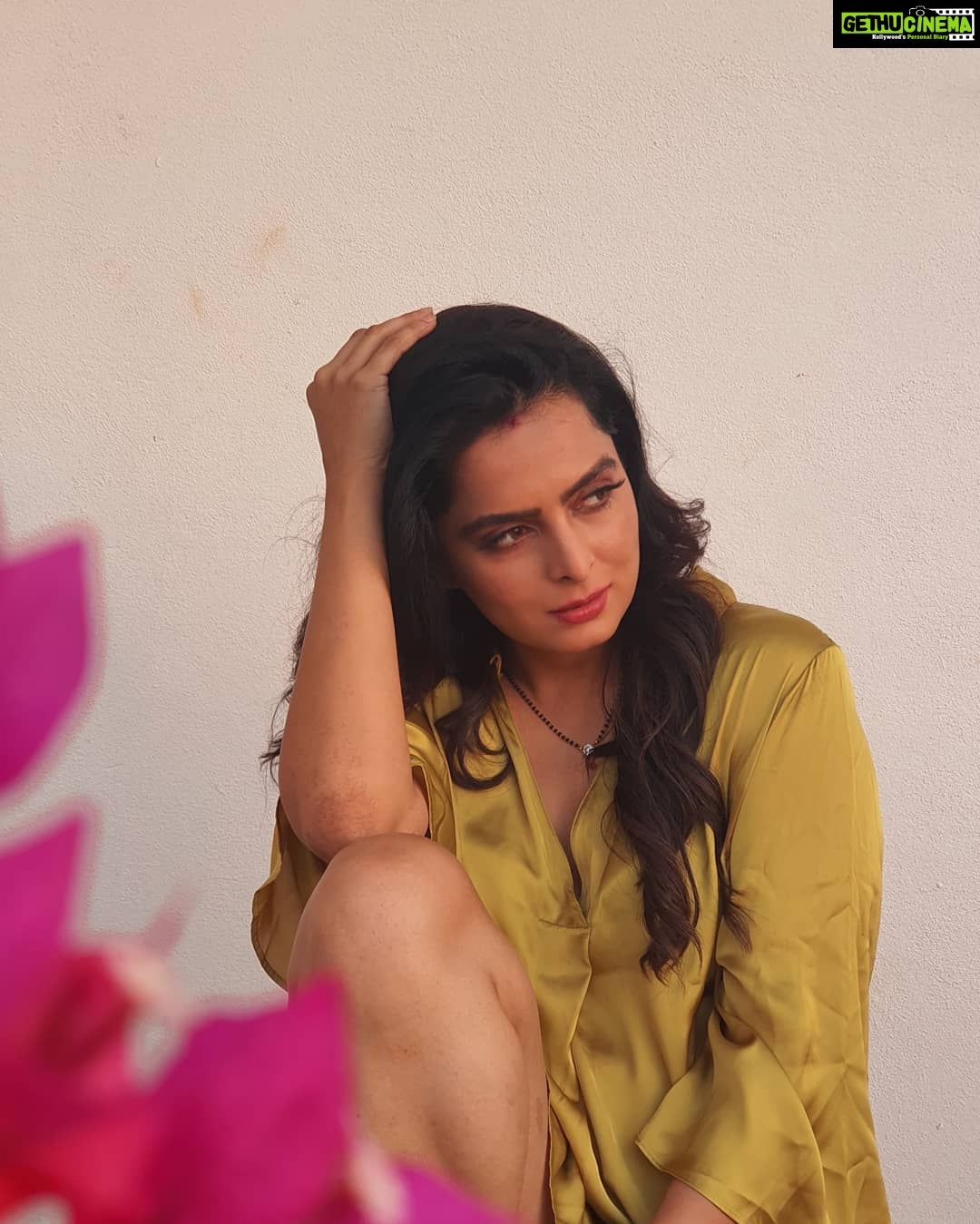 Ruhi Chaturvedi - 50.4K Likes - Most Liked Instagram Photos
