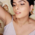 Ruhi Chaturvedi Instagram - When a test shot looks good. You don't let it go waste 🌸 . . . . #rckikahaani #lovelovelove