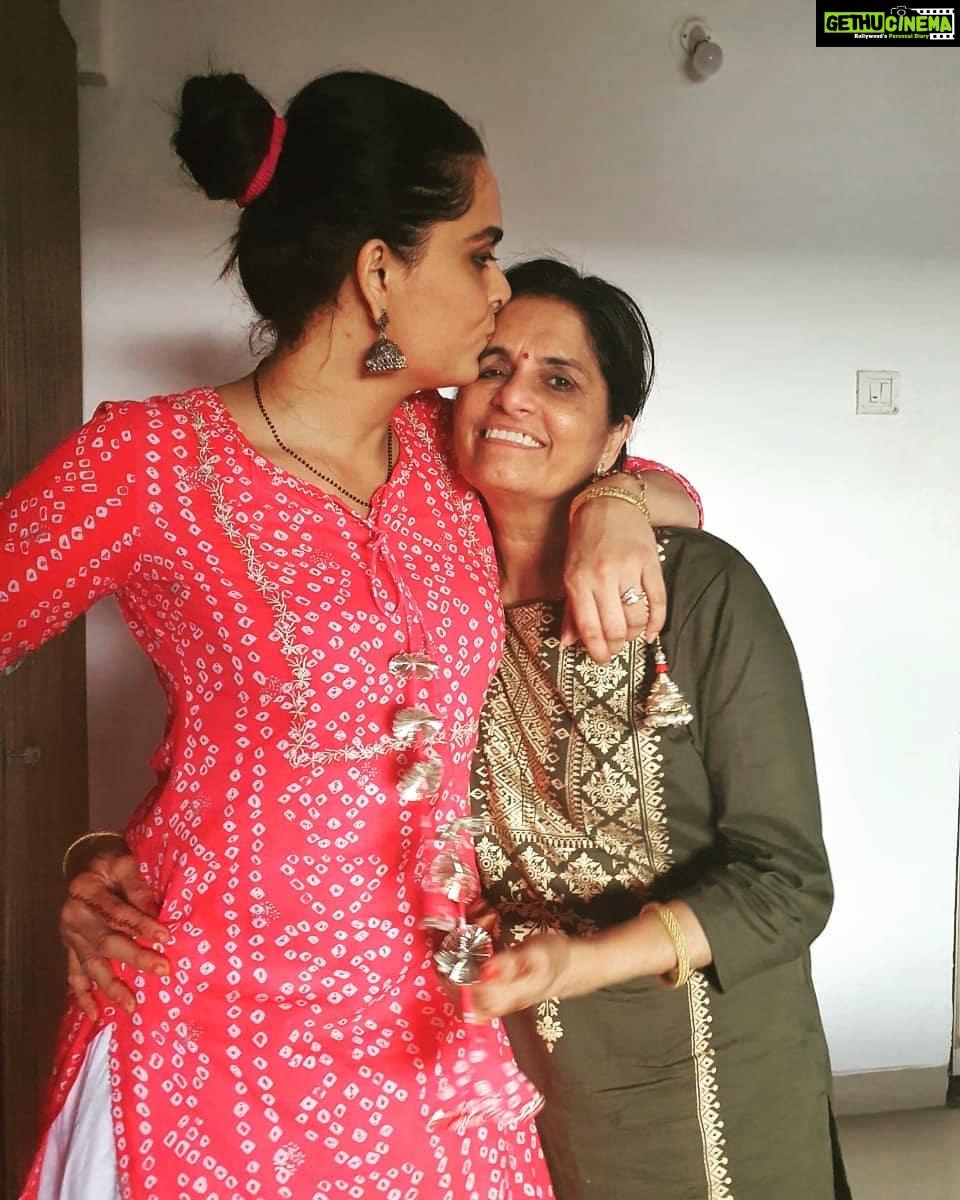 Ruhi Chaturvedi - 46.2K Likes - Most Liked Instagram Photos