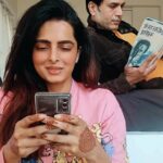 Ruhi Chaturvedi Instagram - What's so funny ? Mr. Husband 🙄 . . . #shivkirooh #isthejokeonme