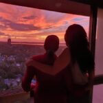 Ruhi Chaturvedi Instagram - Maa... 💕 . . . . #merimaa #lovelovelove #sunset Mumbai, Maharashtra