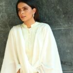Ruhi Chaturvedi Instagram - Oh suit aa Punjabi Jatti payi firdi Saara downtown piche layi firdi . . Suit @mwstoreindia Make up @r_aj11111 Hair @sanabharsakal Pic @ganesh__.y . . . #RCkikahaani #punjabisuitwichkamaallagdi #lovelovelove