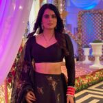 Ruhi Chaturvedi Instagram - Little black dress as per Indian Soap Opera Norms 😊. #CantGoWrongWithIt Picture credit: @sarya12 Outfit - @sacorina Make up - @r_aj11111 Hair - @sanabharsakal . . . #simplybeingsherlyn #kundalibhagya