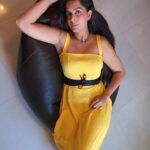 Ruhi Chaturvedi Instagram - 🥞 . . . . #lockdownwaliphoto #ifeellikeapancake #yummyandstacked #immyownsunshine