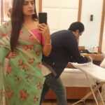 Ruhi Chaturvedi Instagram - Happy Valentine My Love 💞 . . . It's never about whose job it is to do household work.... It's about what all you wanna do for your partner . And it has to be purely out of LOVE . . . . #shivkirooh #couplegoals❤ #lovelovelove #thankyougod #Shaadikaysideeffects