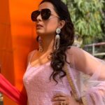 Ruhi Chaturvedi Instagram - Swag Wali Holi . . . . 👗 - @anusoru 💄 - @r_aj11111 . . . #simplybeingsherlyn #kundalibhagya #Holi #balaji #zeetv #thankyougod