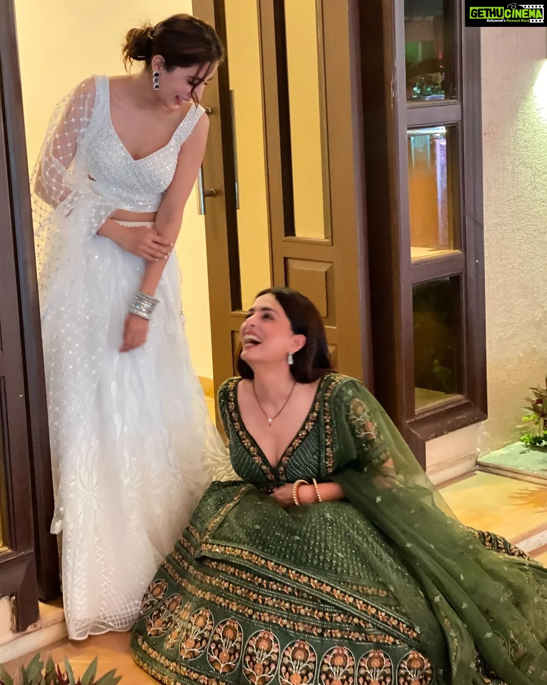 Ruhi Chaturvedi - 63K Likes - Most Liked Instagram Photos