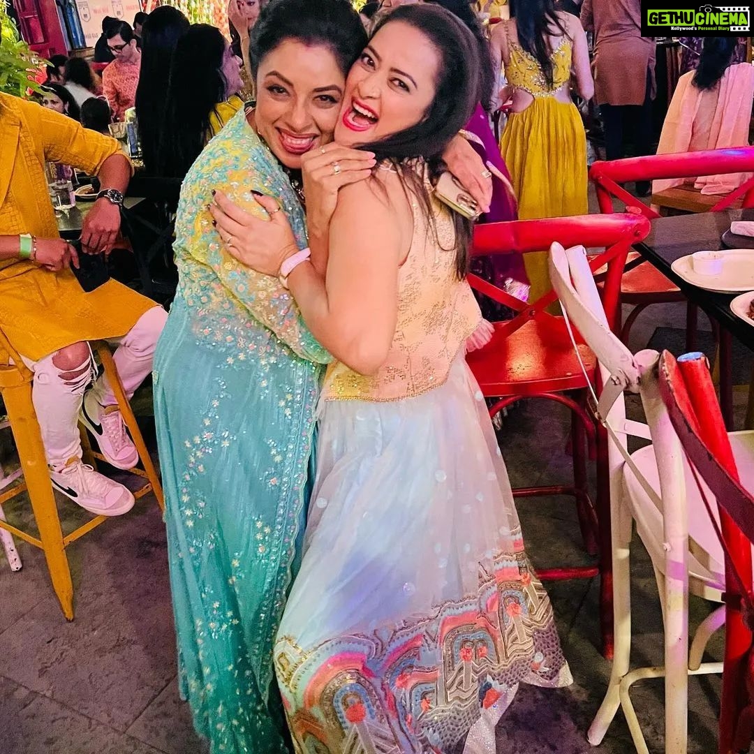 Rupali Ganguly Instagram - Thank You Jass!! ❤️❤️ . Reposted from @jaswirkaur . . Wishing you a very Happy Birthday @rupaliganguly To the Madness and the Bond we share 😍🥳🧿 Keep Smiling and Shining 💐🤩❤️