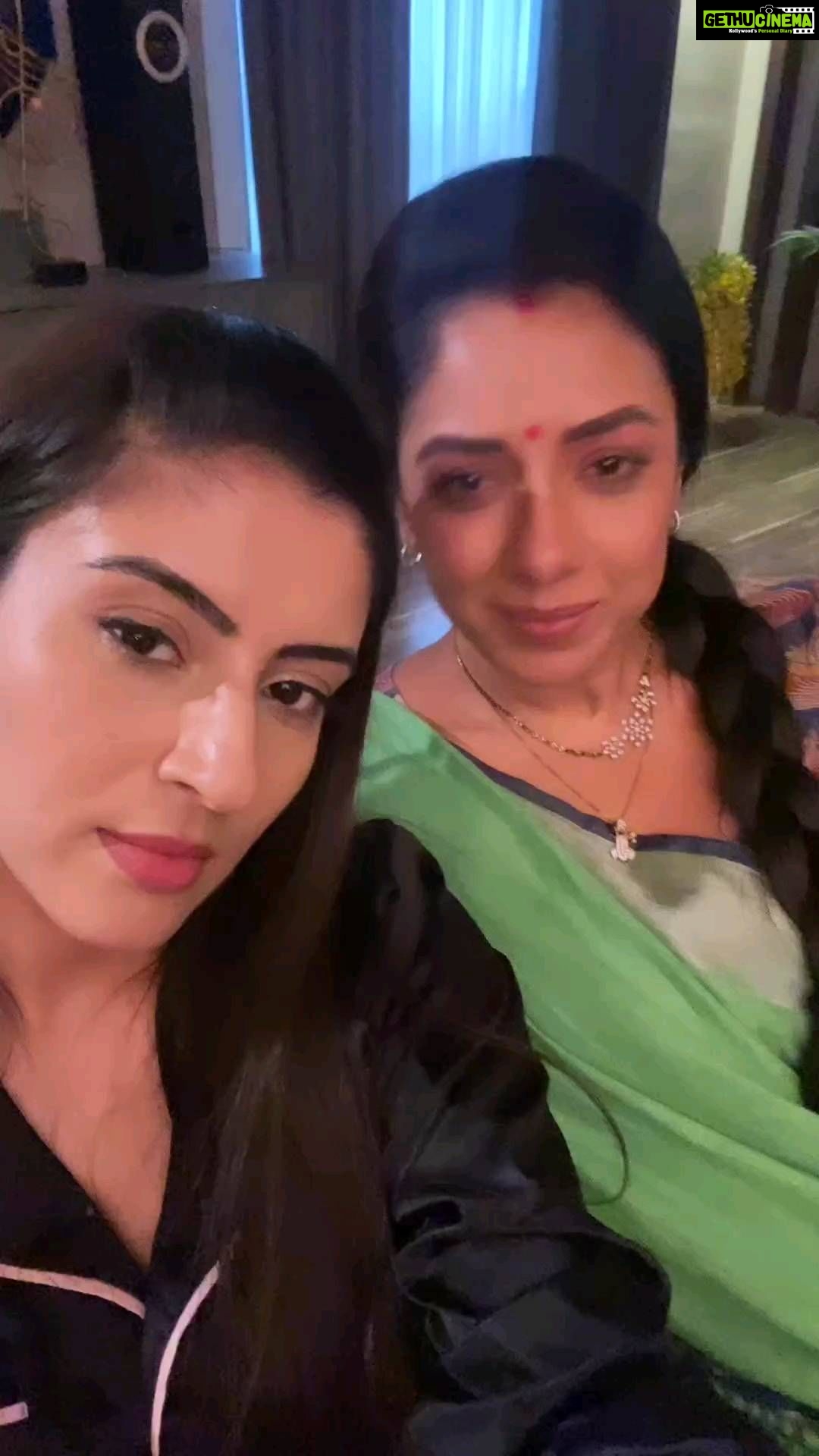 Rupali Ganguly Instagram - Thank youu!! That’s so cute 😍❤️ . Reposted from @ashleshasavant . . Of all your blessings I wish that this madness and this little child in you remains as is. There is nothing as real as the heart of a child and if we can go through life being child like and believe that the essence of this life is nothing but pure innocent love ❤️ that’s all we need. So happy birthday @rupaliganguly . Thank you for multiplying my crazy and adding on to my madness. May your years be full of such lovely haze maze !!!!!!! #birthday #love