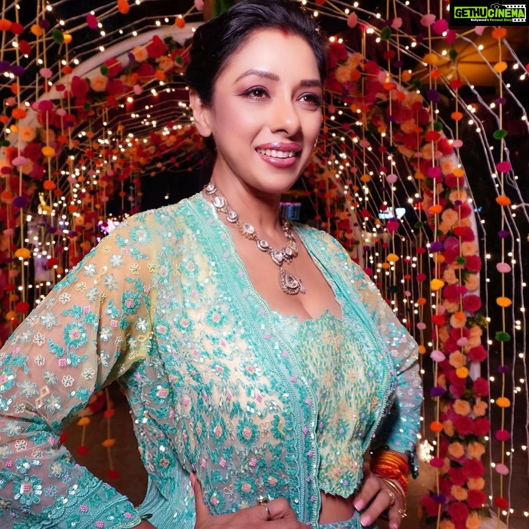Rupali Ganguly Instagram - Friday morning blues 😍 Flashback to wedding looks last month 🥰 #lategram #anupamaa #krushingit #rupaliganguly #instagood #weddinglook #blue #happy #jaimatadi #jaimahakal Styled by @stylingbyvictor @sohail__mughal__ Outfit by : @aayannabysiimie Assisted by : @styleby_antara