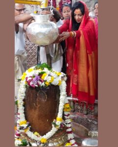 Rupali Ganguly Instagram - Jai MAHAKAAL 🙏🏻🙏🏻🙏🏻
Gratitude 🙏🏻 Gratitude 🙏🏻 Gratitude 🙏🏻 

@ddheeraj_d_dev thank u for the bhavya darshan and bhasm aarti 🙏🏻🙏🏻

#mahakal #mahadev #blessed #gratitude #feelingblessed #instagood #ujjain #rupaliganguly #anupamaa #jaimatadi #jaimahakal