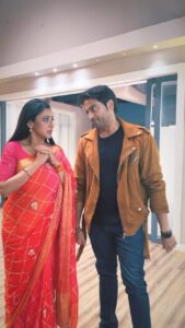Rupali Ganguly Instagram - This is us !!!! 😈😈😂

#maan #maanday #maandayreel #rupaliganguly #gauravkhanna #instagood #gaurup #jaimatadi  #jaimahakal #instareel #2023