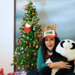 Rupali Ganguly Instagram - It is the season of love, giving and joy! Never growing up and believing in Santa… Merry Christmas ❤️ . . . #merrychristmas #christmas #christmastime #festival #feelkaroreelkaro #feelitreelit #reels #reelsinstagram #instagood #fyp #jaimatadi #jaimahakal #anupamaa #rupaliganguly