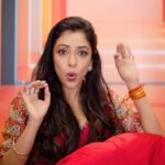 Rupali Ganguly Instagram - Talent apna dikha Ek naya language sikha Par sirf reel ke liye . . . #feelkaroreelkaro #feelitreelit #reels #reelsinstagram #language #instagood #instalike #jaimatadi #jaimahakal #anupamaa #rupaliganguly