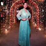 Rupali Ganguly Instagram – Friday morning blues 😍
Flashback to wedding looks last month 🥰
#lategram #anupamaa #krushingit #rupaliganguly #instagood #weddinglook #blue #happy #jaimatadi #jaimahakal
Styled by @stylingbyvictor @sohail__mughal__
Outfit by : @aayannabysiimie
Assisted by : @styleby_antara