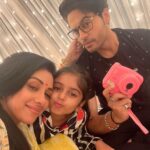 Rupali Ganguly Instagram - Maan-day with Baby Maan ❤️ Happy Birthday Chhoti 😘 #happybirthday #instagood #gauravkhanna #rupaliganguly #anujkapadia #anupamaa #chotianu #chotianupama #2023 #jaimatadi #jaimahakal #maan #gaurup @asmi.deo @directorskutproduction @starplus