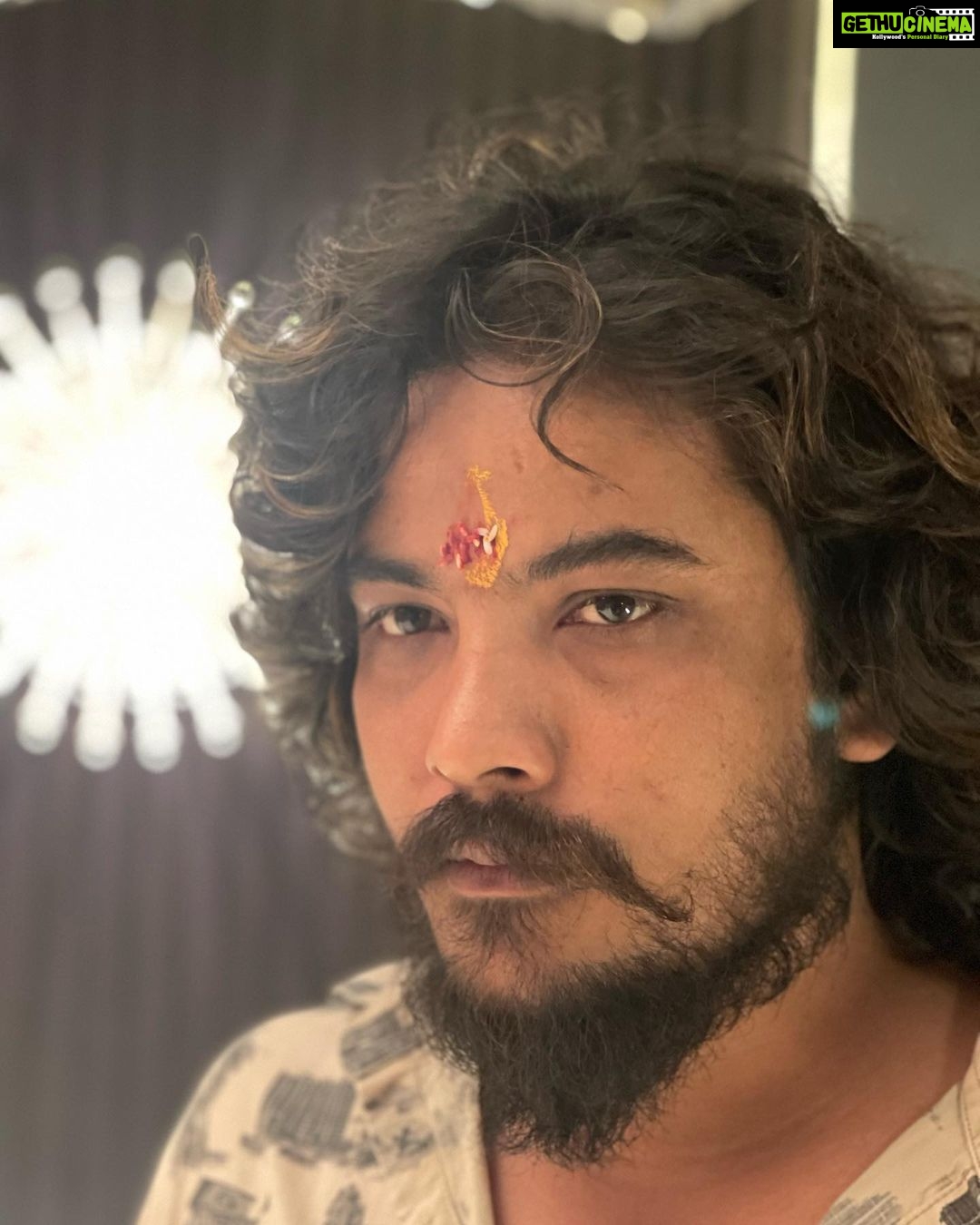 Rupali Ganguly Instagram - Happy Birthday Gullu Gundaa π€π @gulshanshah15 I can write so much about your kindness , niceness , amazing talent , the magic u create in your frames , your one liners , ur fab dress sense , ur sincerity, ur dedication, ur work obsession etc etc etc β¦. lekin aaj bas itna kahoongi ki may you get all that you have dreamt about, wished for and much much more β€οΈππ» May u always be happy healthy blessed and may ur Lady Luck walk into your life soonest ππ #happybirthday #dop #anupamaa #rupaliganguly #instagood #birthdaywishes #jaimatadi #jaimahakal @directorskutproduction