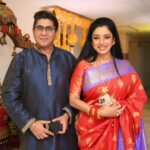 Rupali Ganguly Instagram - Ketaki aur Rushad ki shaadi ki photos ❤️ #nofilter #noedit #marriage #happy #instagood #rupaliganguly #2023 #wedding #goodvibes #blessed #gratitude #jaimatadi #jaimahakal Styledby: @stylebysugandhasood @teamsugandhasood Outfit: @narayaniweavesbyramya @rajan.shahi.543 @deepa.shahi.1428 @mehulnisar @jaswirkaur @ektasaraiyamehta @kedaraashish