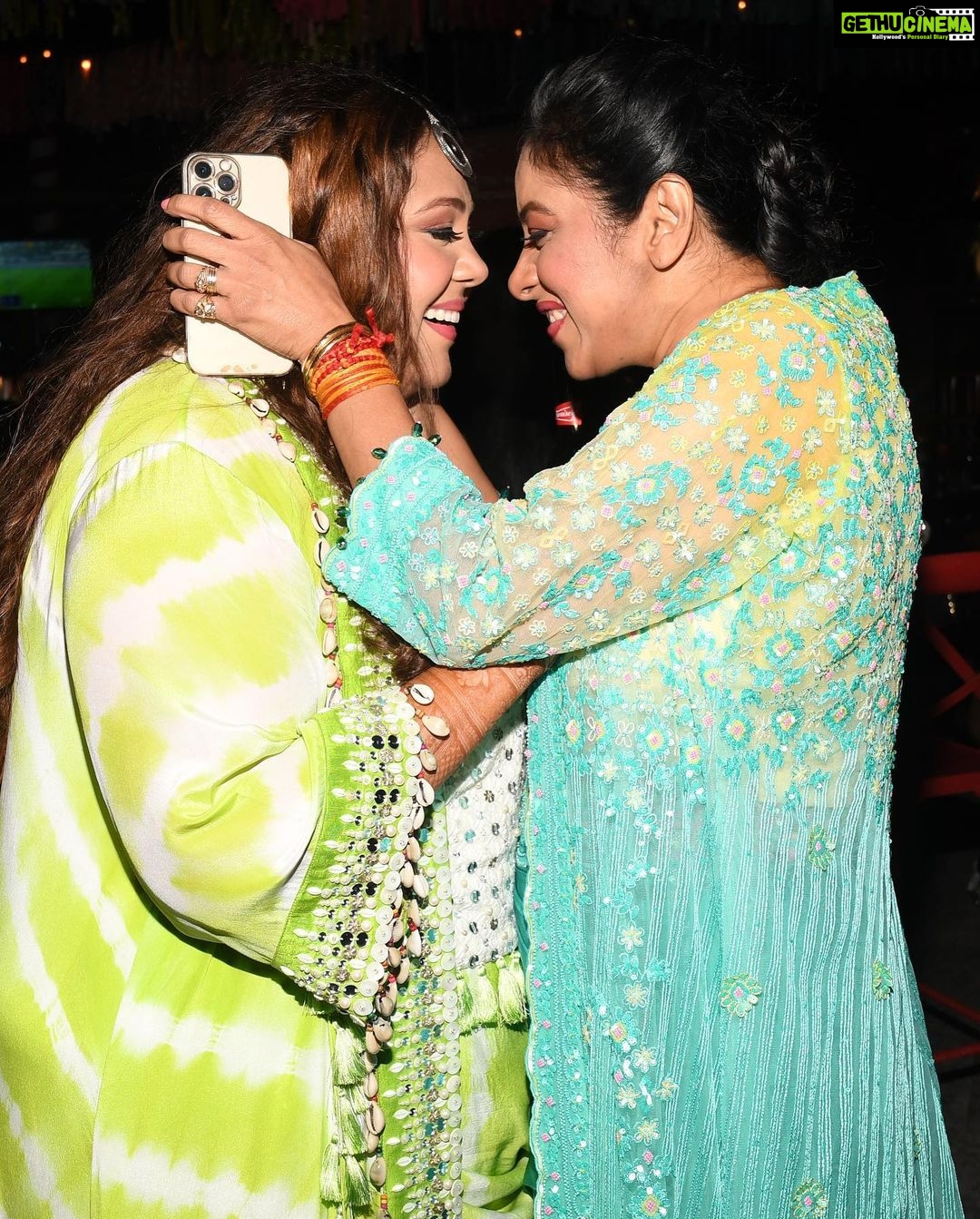 Rupali Ganguly Instagram - I love both so much ❤️ Mrs and Mr Walawalakar-Rana wish u both a lifetime of love and happiness ❤️❤️❤️ #ketakirushaad #marriage #2023 #happiness #blessed #rupaliganguly #anupamaa #jaimatadi #jaimahakal #instagood #instagram