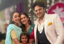 Rupali Ganguly Instagram - Mukkudi and Bebli together ❤️ Happy Birthday my little bird @vajanianeri 😘 Ek din belated kyunki Maan family pic should be on Maanday na 🤗 and since u wanted to post this pic 😘 I love you loads … may you get all that you have wished for and more 😘😘😘 (Missing GK kaka in this one ) #happybirthday #happy #maan #maanday #anupamaa #anujkapadia #mukku #chhoti #kapadias #anerivajani #rupaliganguly #gauravkhanna #asmideo #instagood #jaimatadi #jaimahakal @gauravkhannaofficial @asmi.deo @directorskutproduction @starplus @ketswalawalkar