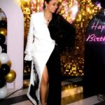 Rupali Ganguly Instagram - About that night ….. 🖤🤍 👗 @masabagupta @houseofmasaba styled by : @stylingbyvictor HMU : @stylistsony @jayprakashpal20 Jewellery: @hybajewels Special thanks @nehaadhvikmahajan 💕 Pendant : @miranabymegha #birthday #birthdaygirl #birthdaybash #2023 #rupaliganguly #anupamaa #glam #instagood #jaimatadi #jaimahakal