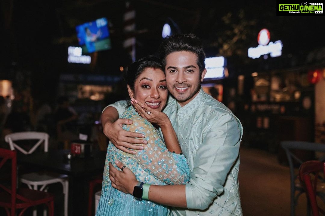 Rupali Ganguly Instagram - Happiest Birthday … totally admire you..! You are amazing..! Thank you for always being kind ..! Lots of love may you always stay blessed ❤️🎂 Mumbai, Maharashtra